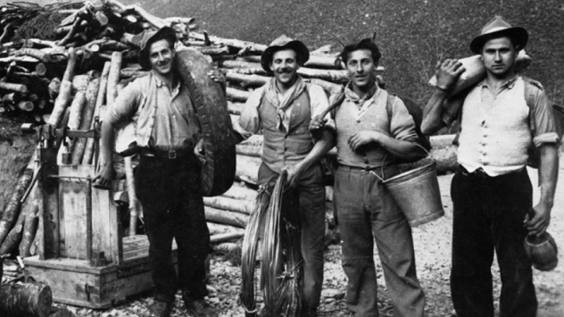 1684_boscaioli-vertovesi-in-Francia_Fondazione-Bergamo-nella-storia-Onlus_Archivio-fotografico-Sestini